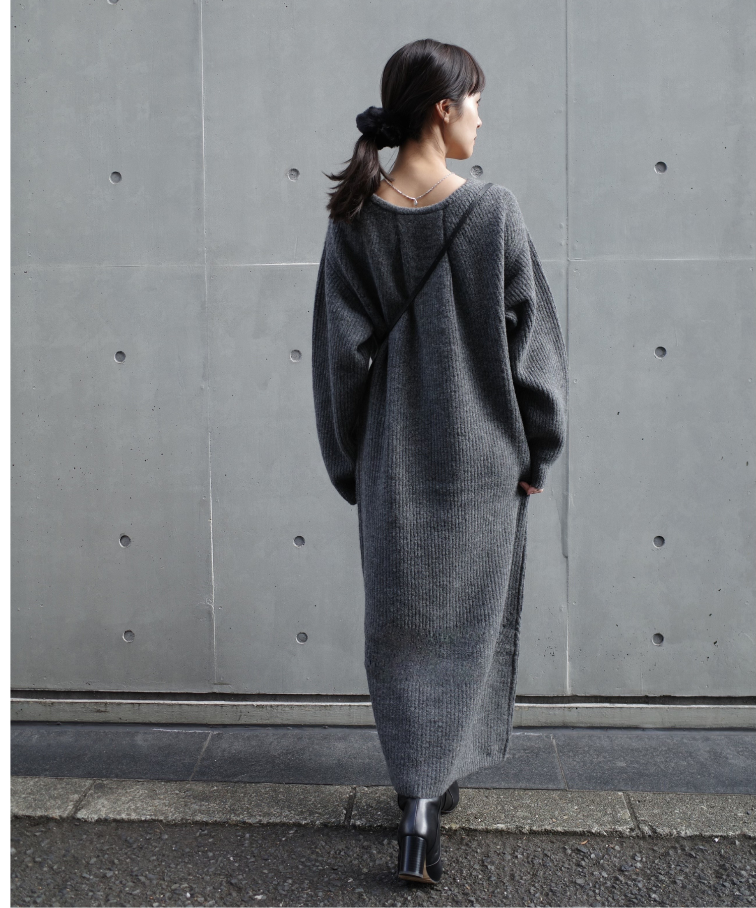 JACQUEMUS ★激かわ★ ふわふわ ファー スクランチー シュシュ JACQUEMUS ☆激かわ☆ ふわふわ ファー スクランチー シュシュ