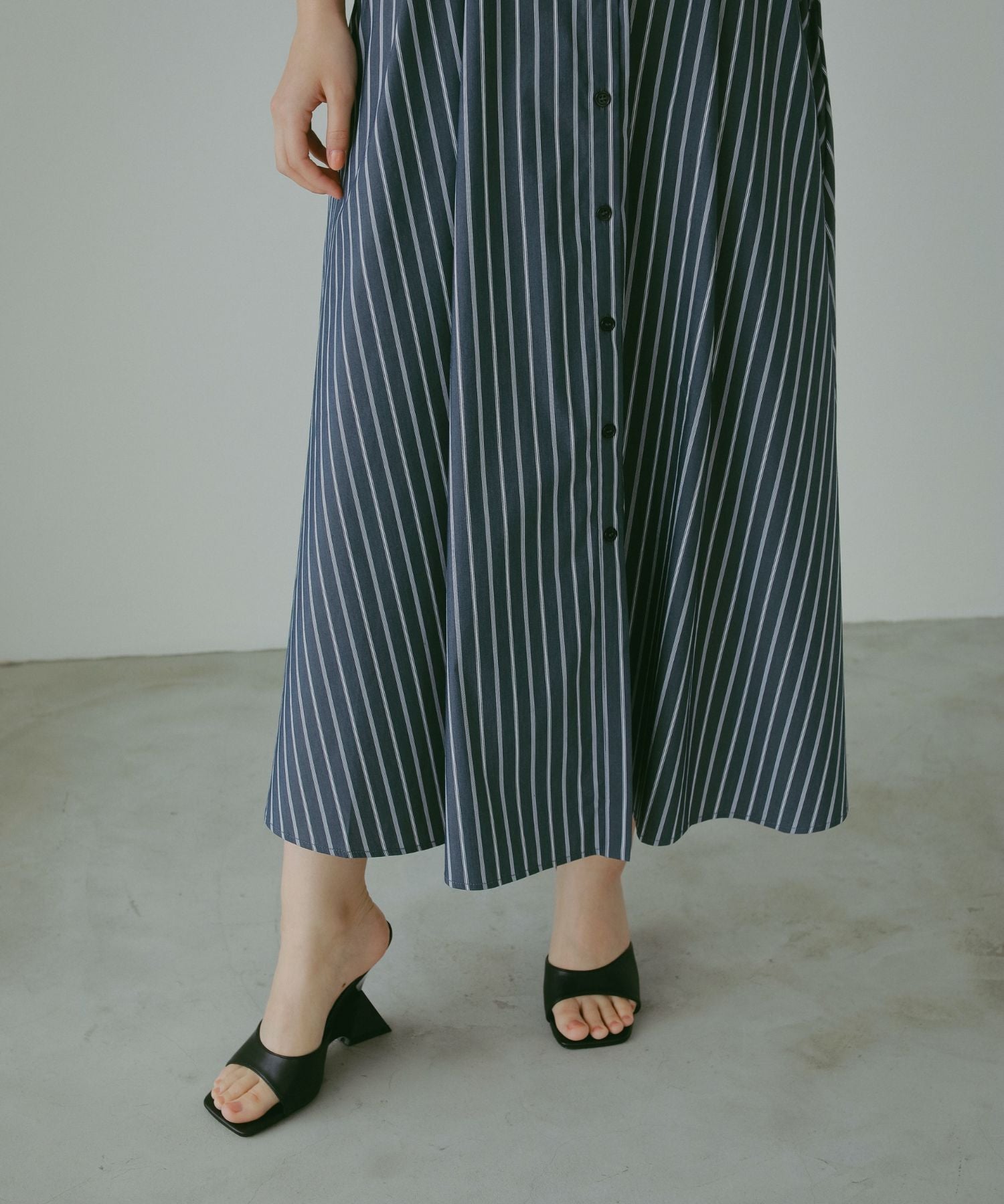 【新品】ストライプ柄 N With ケープシャツワンピース ケープシャツワンピース – N WITH.